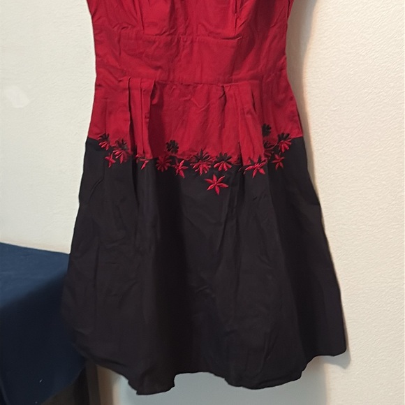 EShakti women’s dress Sz 10 Red & Black Color-block Flowers pockets Cotton NWOT - Picture 3 of 8